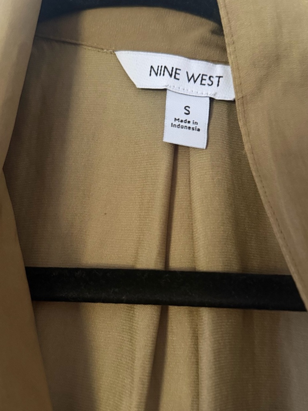 Nine West Olive Button-Front Cap Sleeve Blouse - Picture 2 of 3